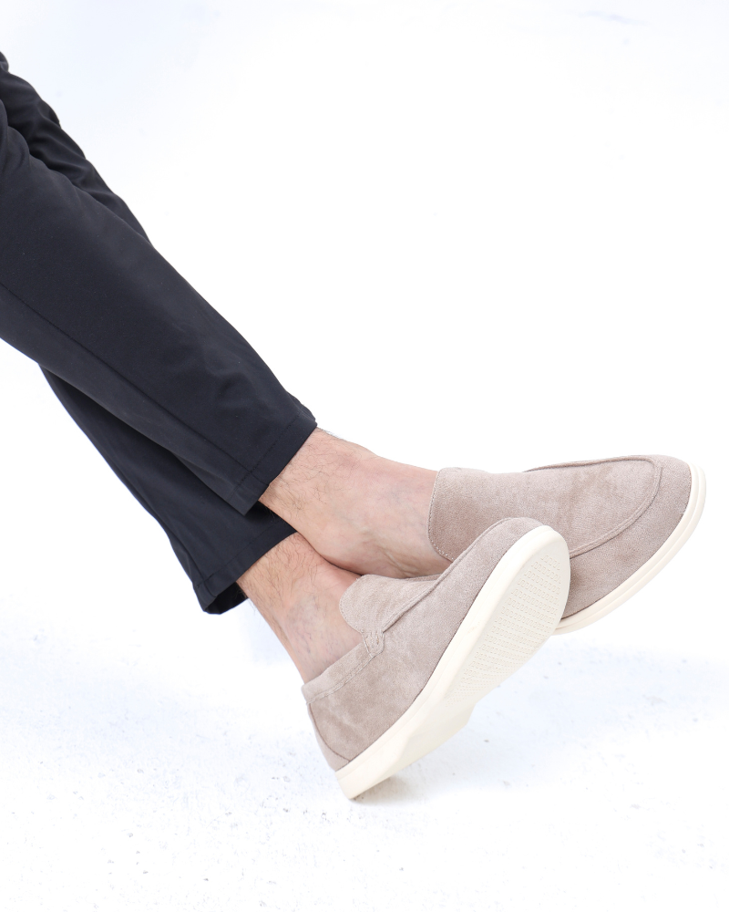 Loafers – Sandfarbenes Wildleder